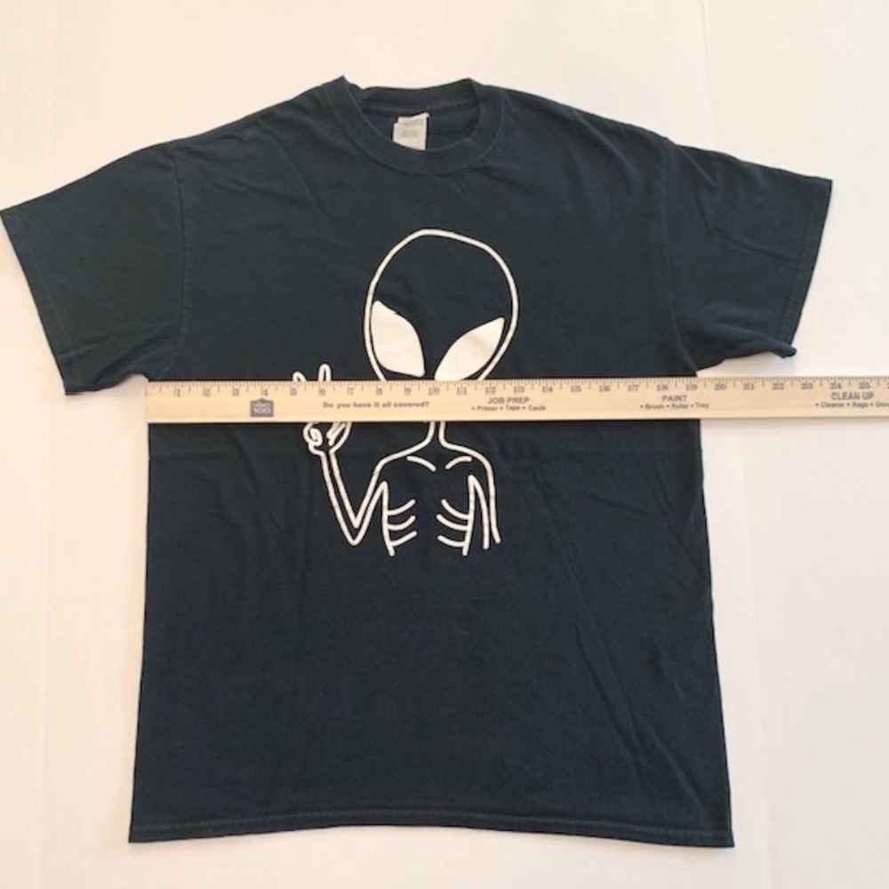 Alien Tee - image 4